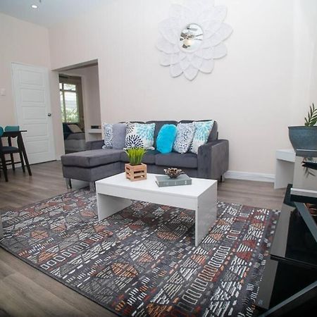 Raynebow Chateau - Chic City Getaway Port of Spain Eksteriør bilde