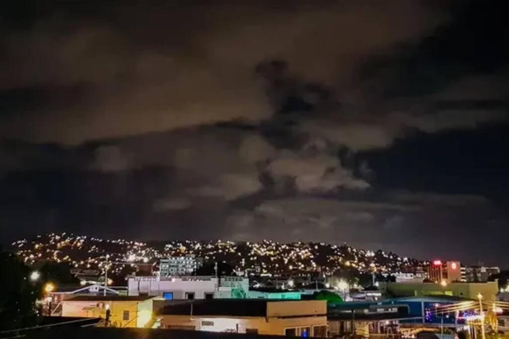Raynebow Chateau - Chic City Getaway Port of Spain Eksteriør bilde